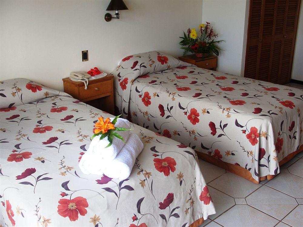 Iorana Isla De Pascua Hotel Анґа-Роа Екстер'єр фото